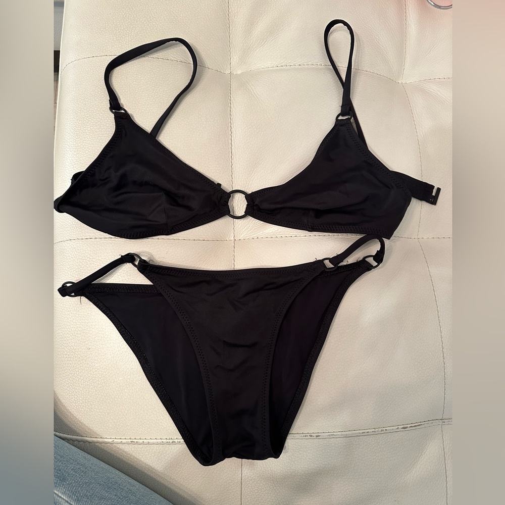 Solid and striped black bikini